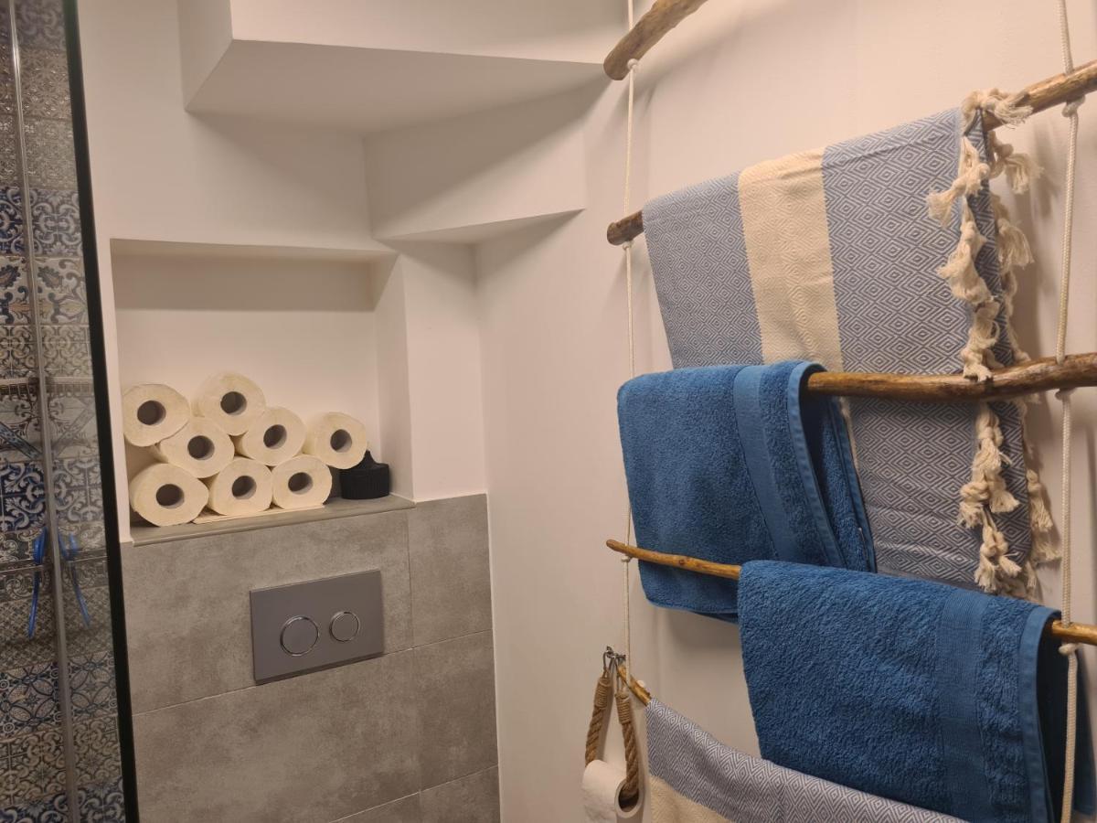 Grisia 26 Apartment Ровин Екстериор снимка